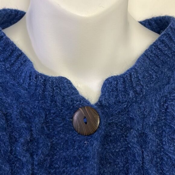 Carraigdonn Made in Ireland Blue Fit Flare Cable Knit Merino Wool Cardigan-Small - Picture 5 of 13